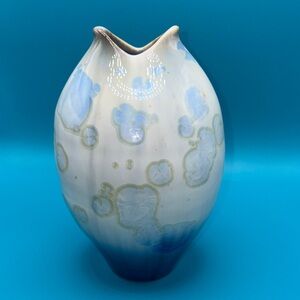 Bill Campbell Pottery Crystalline Blue and Cream Vase